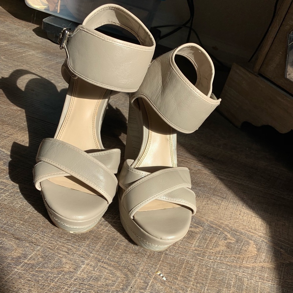 Giana Bini wedges